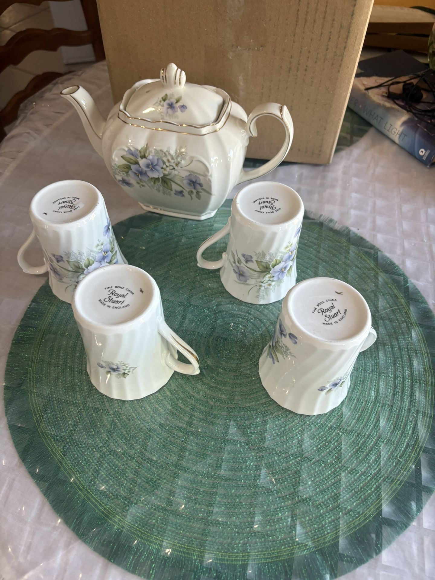 GREAT CHRISTMAS GIFT….Royal Stuart Made In England Fine Bone China Tea Set….Sells For $150…asking $25
