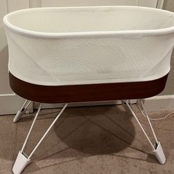 SNOO bassinet FULLY REFURBISHED, comprehensive accessories & PREMIUM subscription.
