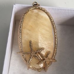 Beautiful vintage pendant