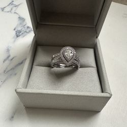 Wedding Ring-Vera Wang