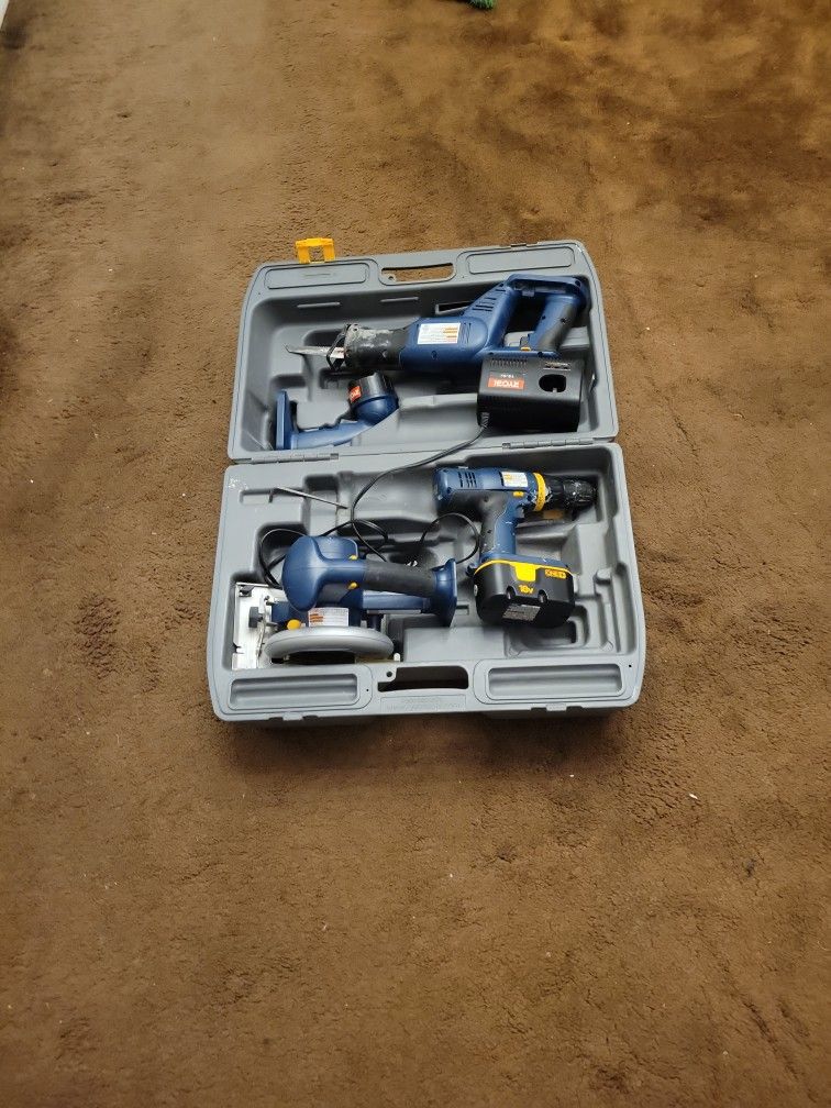 Ryobi Drill Set With Circular Saw And Saw With Flash Light