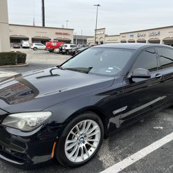2012 BMW 750i