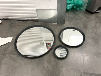 Set of 3 Round Black-Framed Mirrors
