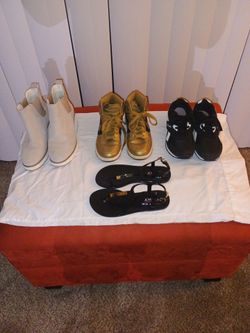 Kids shoes / teen
