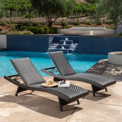 Costco Woven Chaise Lounge with Wheels, 2-pack