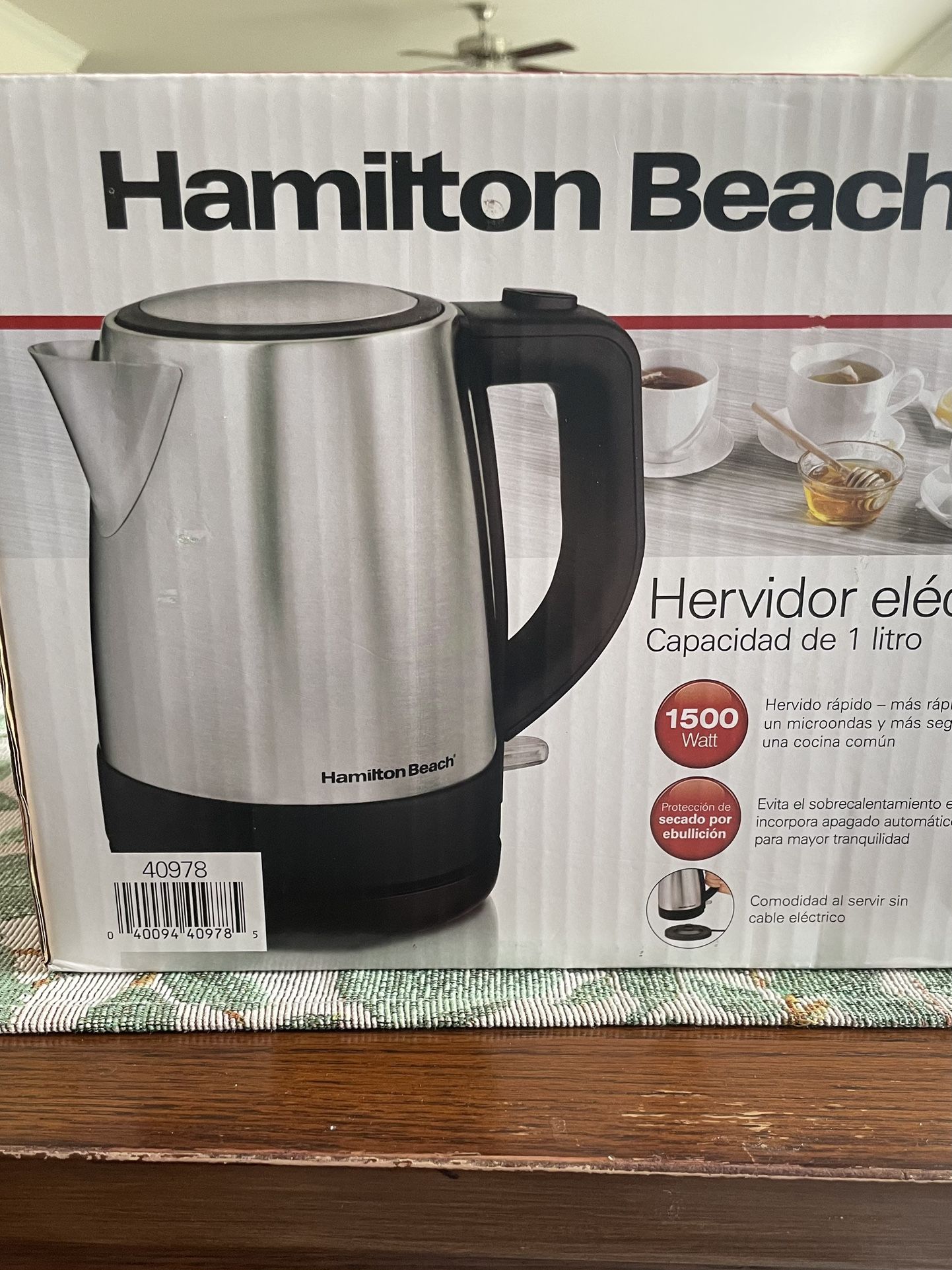 Hamilton Beach Electric Kettle, Stainless Steel,1500 Watts Brand New Sealed.