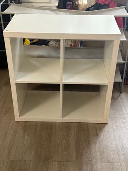 White 4-Cube Storage Shelf Unit