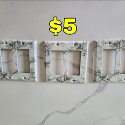 Good Condition
3 Metal Light Switch
Cover Wall Plate
Marble Look 
