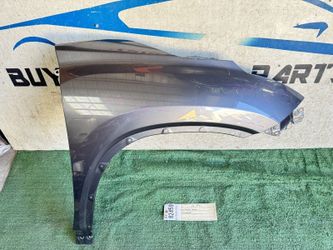 2021 - 2022 - 2023 TOYOTA VENZA RIGHT PASSENGER FENDER OEM AY82459
