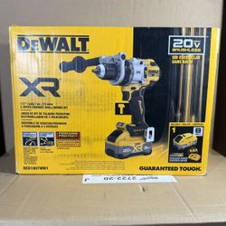 DeWalt 20v XR 1/2 Hammer Drill Kit