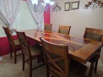High Top Table w/ 6 chairs