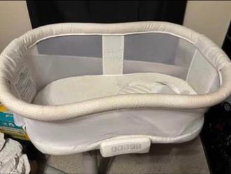 Halo bassinet
