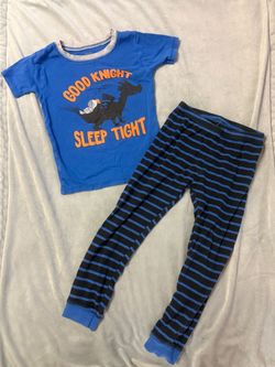 Youth boys 5T dragon pajamas
