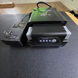 Hoover ONE PWR 2.0 Ah Lithium-Ion Battery & Charger