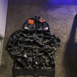 Bape black hoodie 