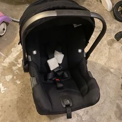 Nuna Pipa Car Seat