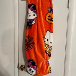 Hello Kitty Halloween Blanket 