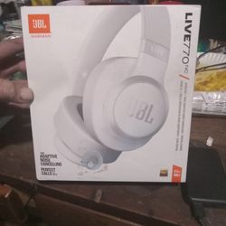 JBL Harman LIVe 770