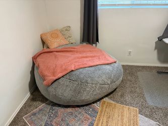 FOR SALE: Large Gray Fuzzy Bean Bag Chair