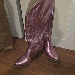 Pink Boots 