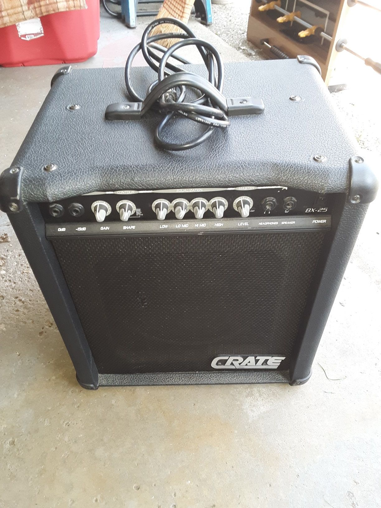 Crate BX-25 Amplifier