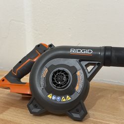 18V Lithium-Ion Cordless Compact Jobsite Blower with Inflator/Deflator Nozzle