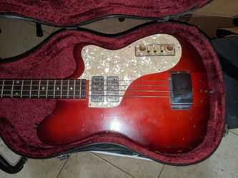 1961 Hofner 182 Solid body bass guitar