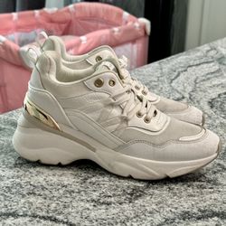 Aldo White Sneakers With Wedge Size 9 / Tennis Blancos Aldo Con Plataforma Talla 9