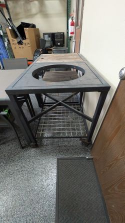 EXPANDABLE MODULAR BIG GREEN EGG NEST SYSTEM FOR BIG GREEN EGG BARBECUE SMOKER
