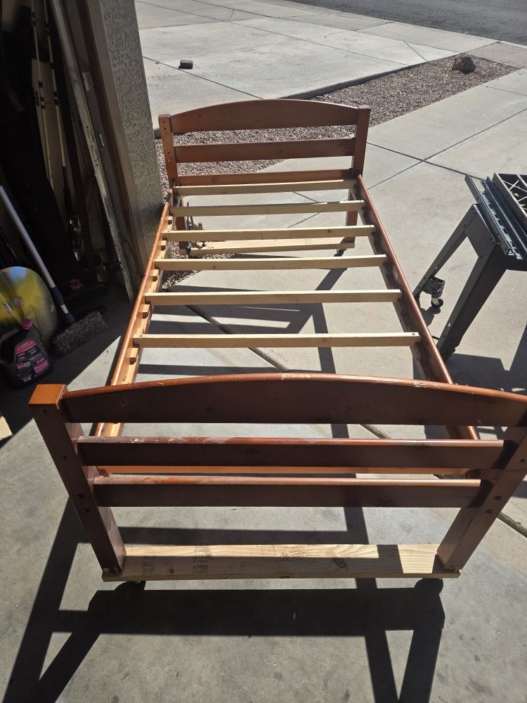 Twin Wood Bed Frame 