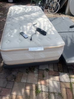Saatva mattress