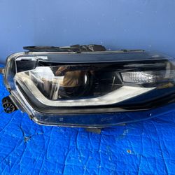 2016-2023 Chevrolet Camaro Headlight OEM RH