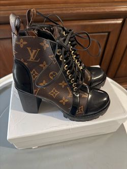 Star Trail Ankle Boots