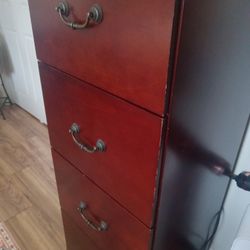 Like New 3 Huge Drawers ALl Wood