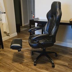 Ergonomic Gaming Chair With Footrest Recliner