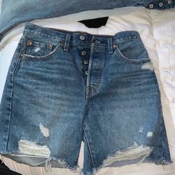 Levi’s short