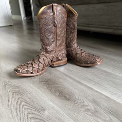 Men’s Brown Fish Pirarucu Big bass Boots Size 12