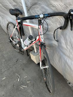 BH white Ultra Light RC Carbon fiber road bike Size 54cm/M
