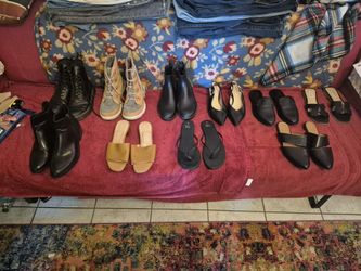 Nice Excellent Condition.  Women's Shoes.  Size 7 1/2   and Size 8.