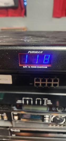 Furman Elite 15i Power Conditioner