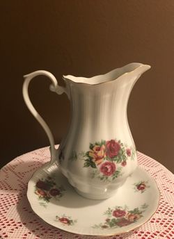 Vintage cristal clear porcelain