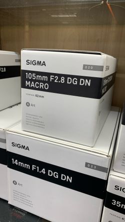 Sigma 105mm f/2.8 DG DN Macro Art Lens (Sony E)