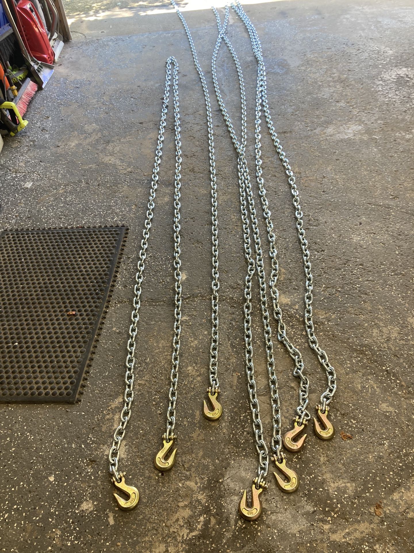 3/8” X 20’ Tie Down/ Log/ Towing Chains