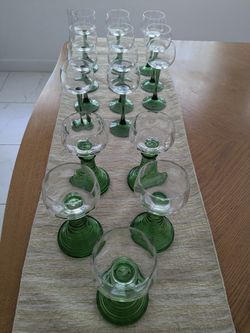 Vintage 16 glass cup set and food tray