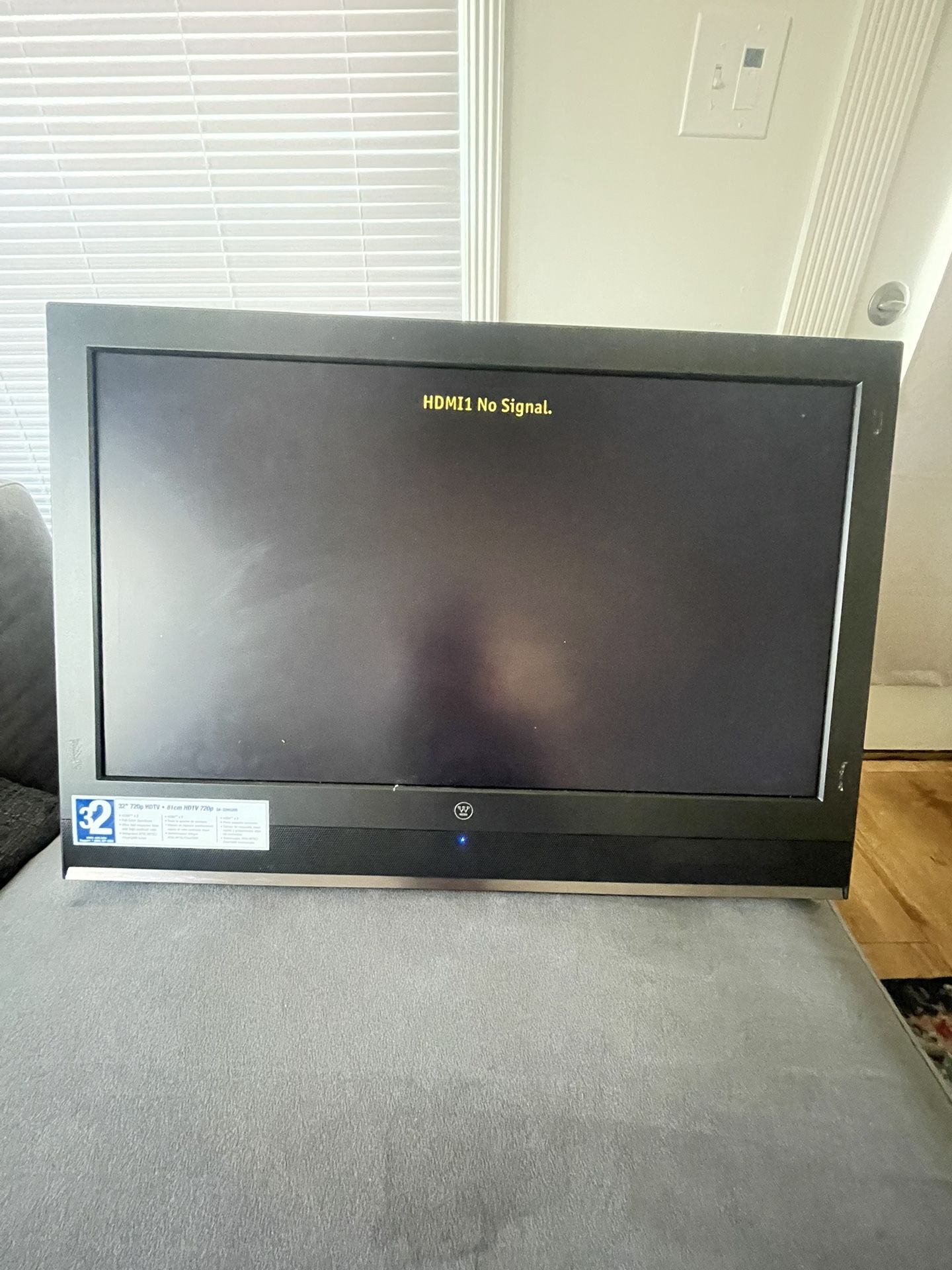 Flat Screen Tv 32”- Westing House