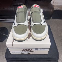 JORDAN 1 RETRO X TRAVlS SC0T Medium Olive