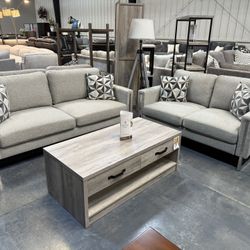 CLEARANCE: 2pc Sofa & Love Seat