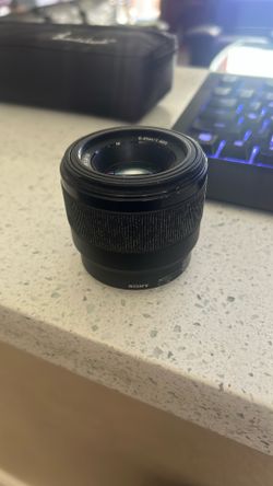 Sony FE 1.8/50