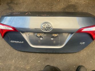 2014 - 2019 Toyota Corolla Trunk Lid Tailgate Cajuela Blue W/o Spoiler