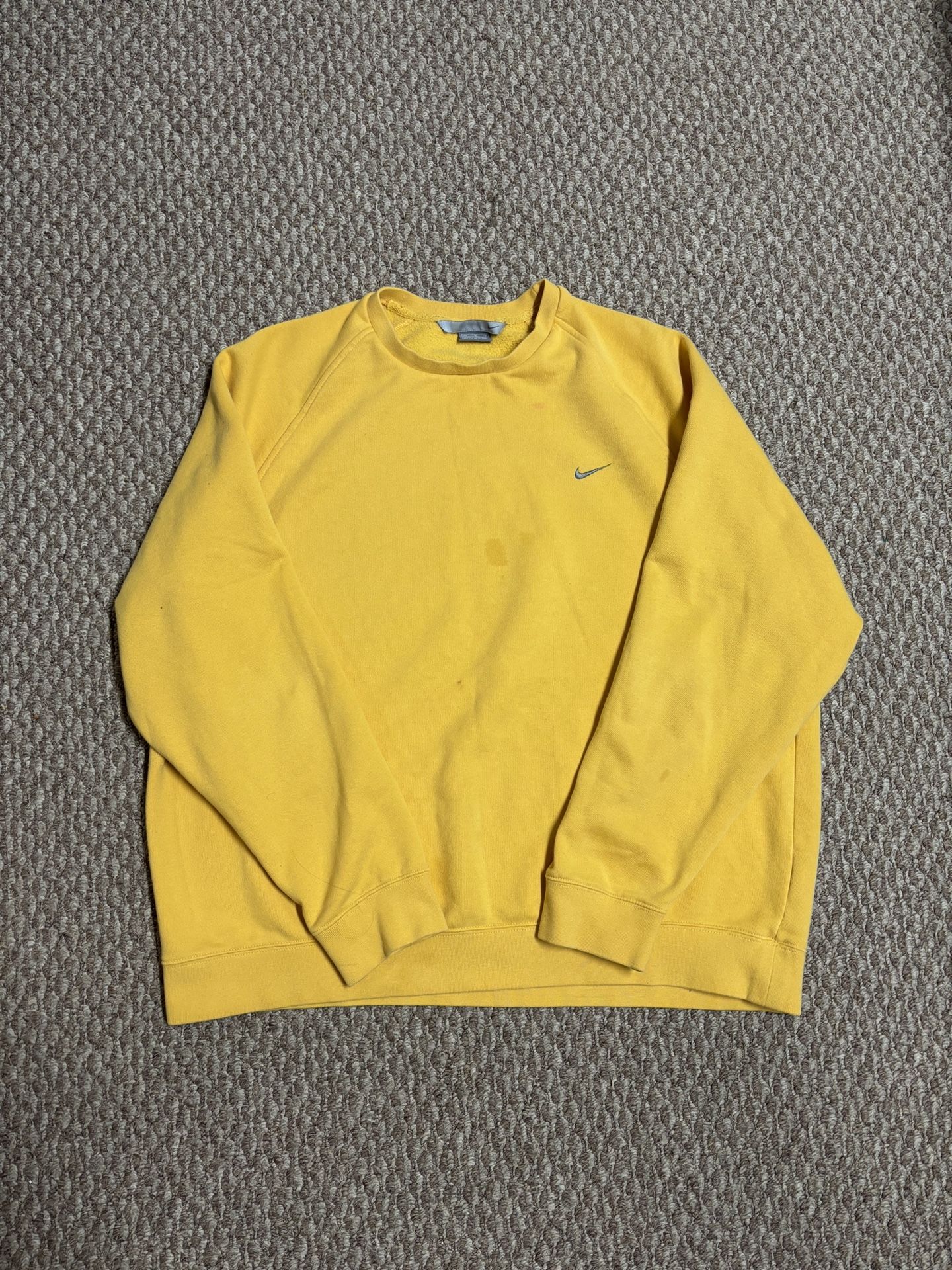 Nike Yellow Y2K Casual Crewneck Sweater Pullover Sweatshirt